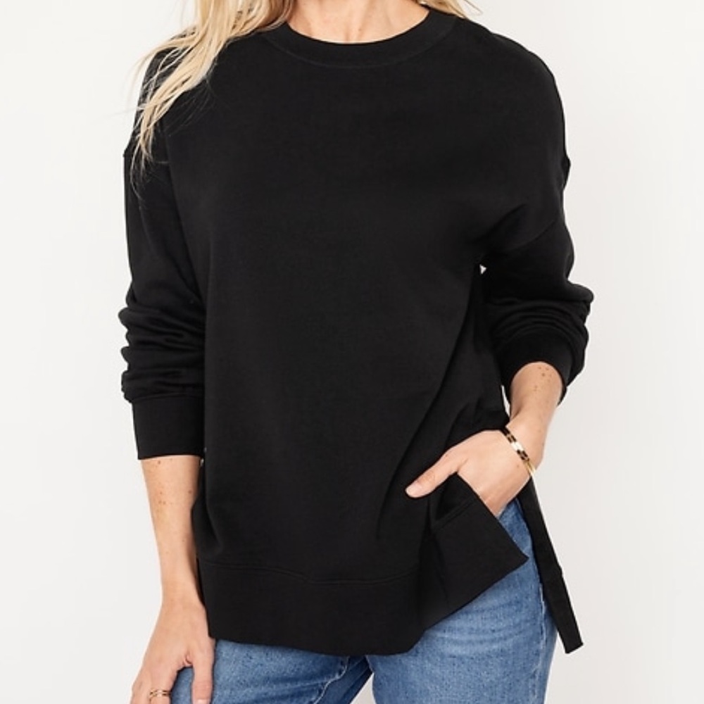 Old navy black oversized crewneck